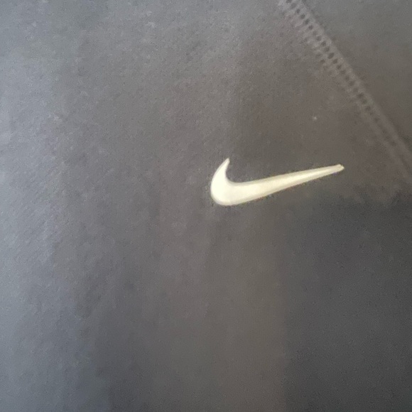 Dri- Fit Nike tee - Picture 3 of 6